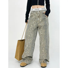 Load image into Gallery viewer, Leopard Cargo Pants
