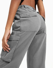 Load image into Gallery viewer, Green Cargo Pants Women
